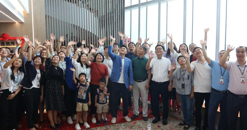 深圳高速公路股份赎回永续债