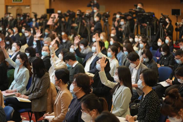 外交部答澎湃:愿同阿曼在国际和地区事务中加强沟通协调